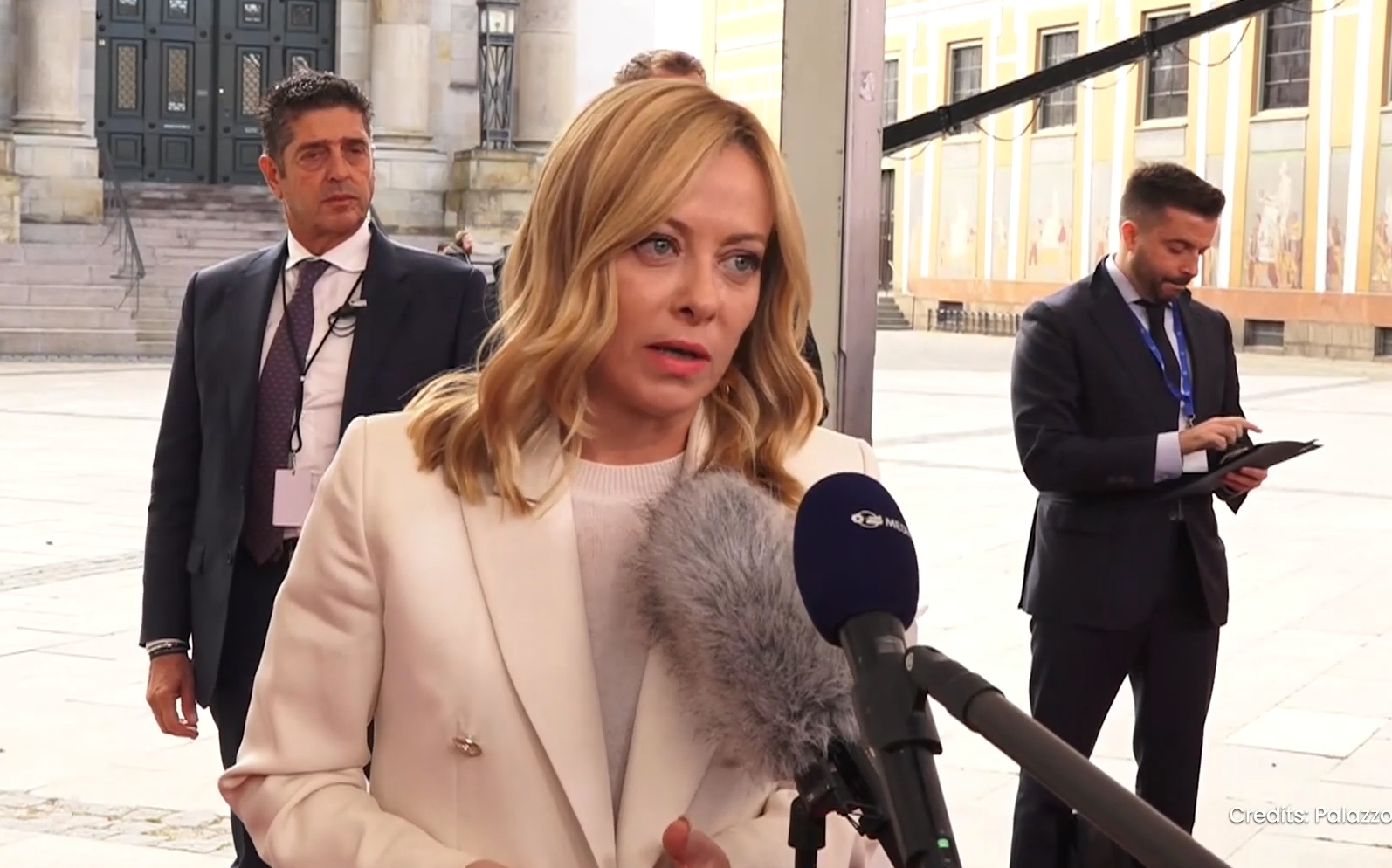 Giorgia Meloni al punto stampa durante il Consiglio europeo informale a Copenaghen