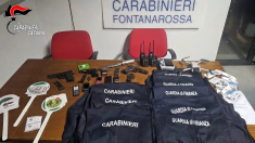 Feroci rapine in villa in provincia di Catania Sgominata una banda