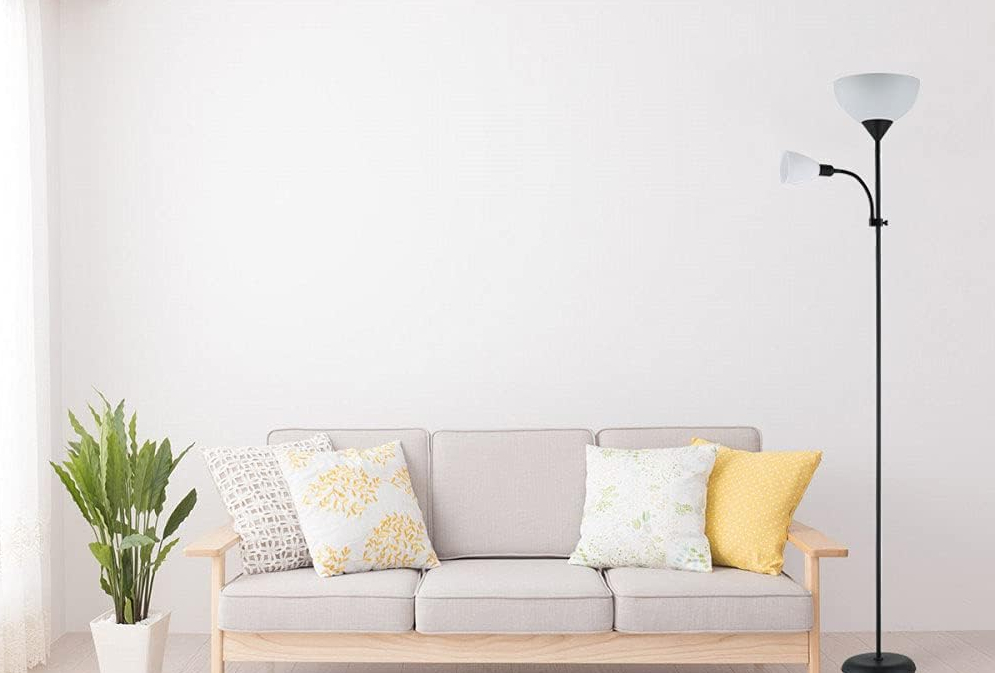 Lampada 178cm a due luci in maxi sconto (13,90 euro)