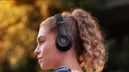 Maxi sconto per le cuffie Beats Solo 4