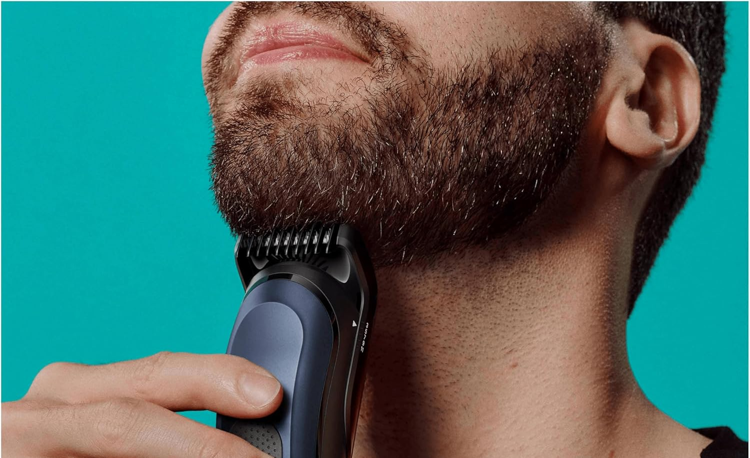 Maxi sconto per il kit barba 10 in 1 Braun Series 7 (ma per poche ore)