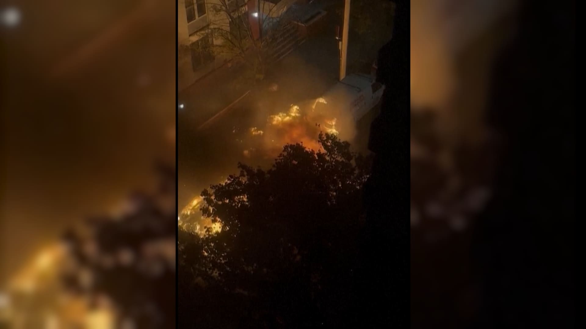 L’esplosione di un’auto nel Bronx si trasforma in una gigantesca palla di fuoco