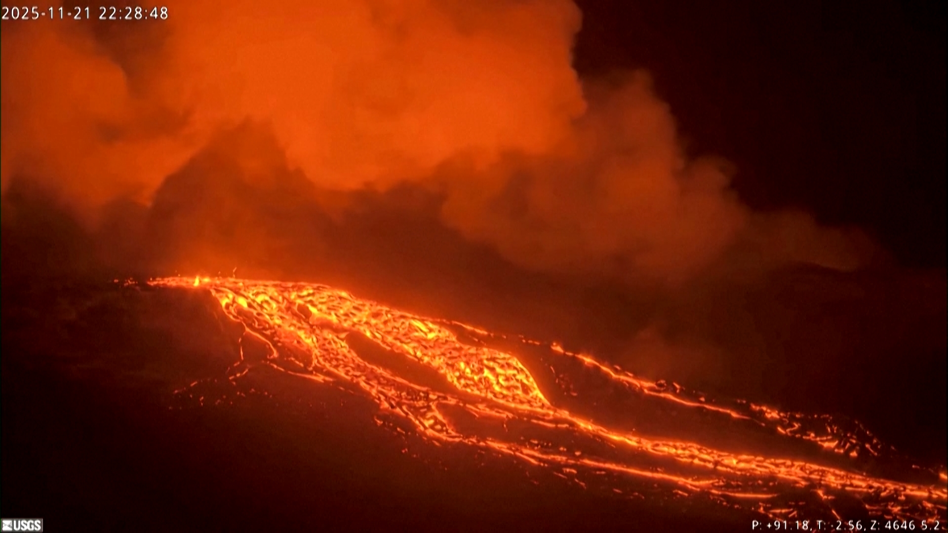 Colate di lava dal vulcano Kilauea alle Hawaii