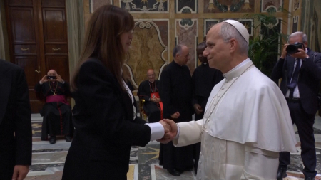 Il Papa accoglie le star di Hollywood e del cinema italiano in Vaticano